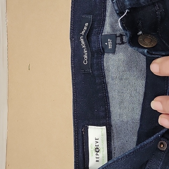 Calvin Klein Jeans, Size 4 High Rise Skinny Repreve, Dark Wash, EUC - Picture 3 of 11